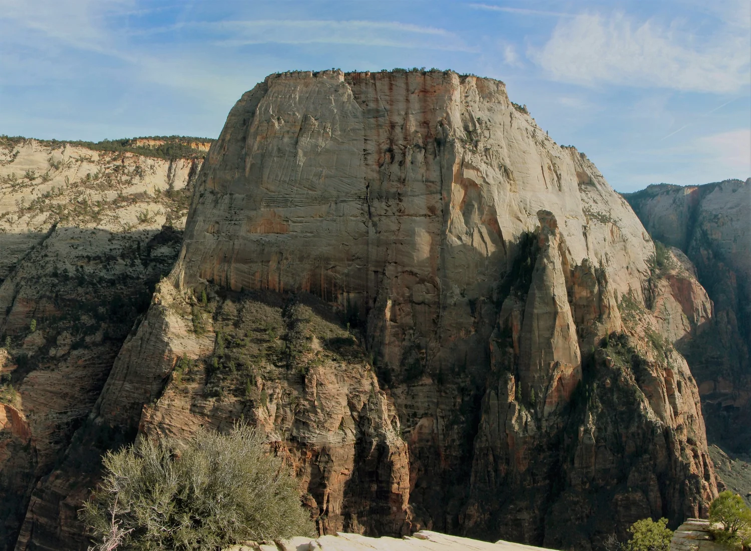Great White Throne, Zion